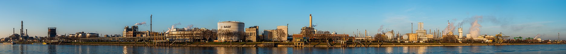 BASF Ludwigshafen panorama 2023-1